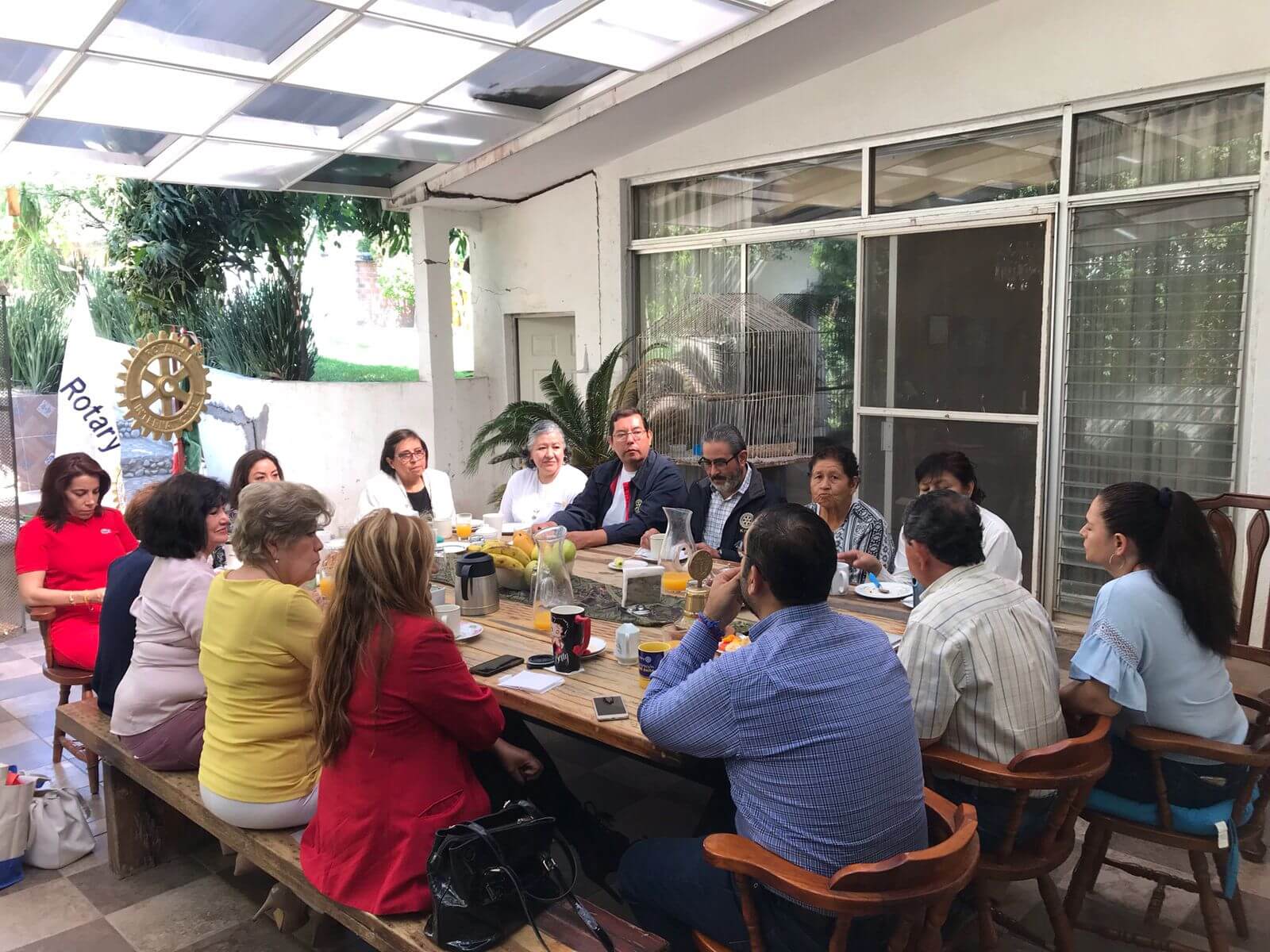 Reunión de servicio del club